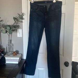 GAP classic straight jeans, mid rinse, size 30